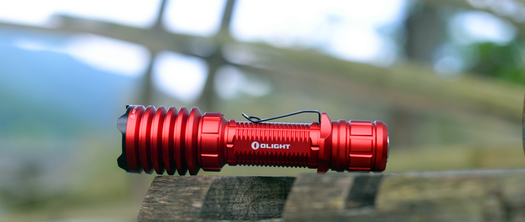 傲雷武士 中国红