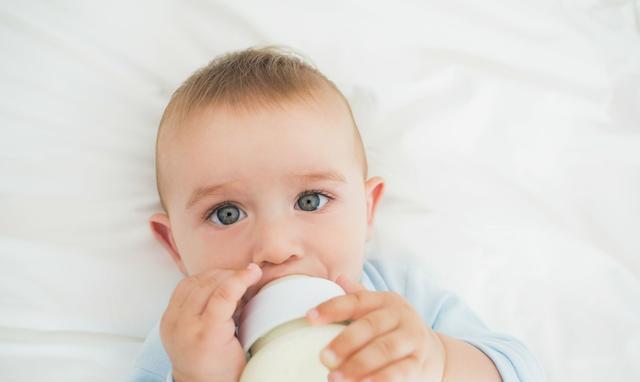 睡觉前喝奶，会影响生长激素分泌吗