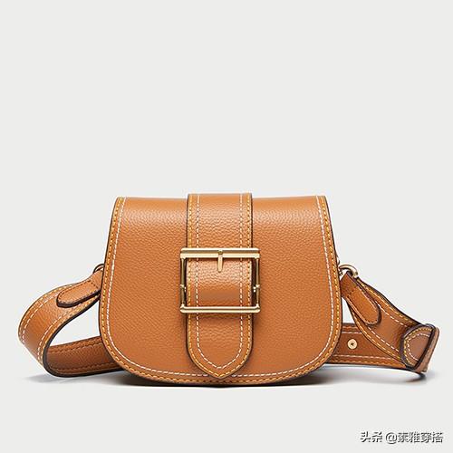 男士真皮斜挎包插图