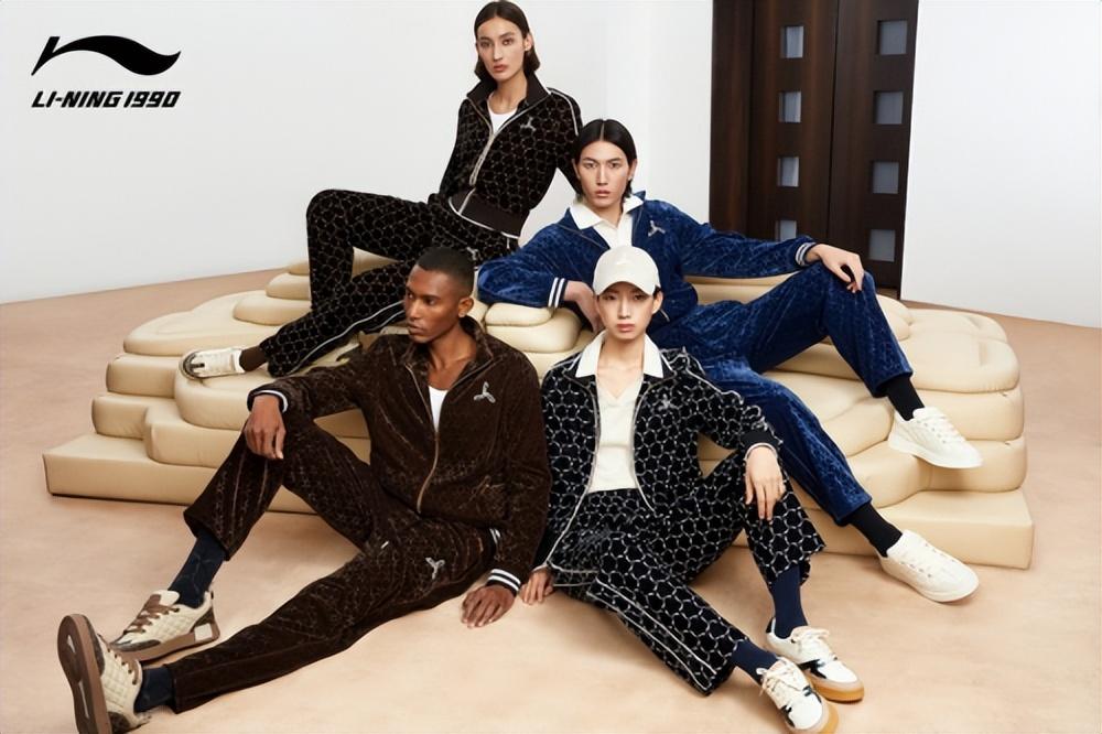 李宁运动装男套装插图 李宁运动装男套装插图