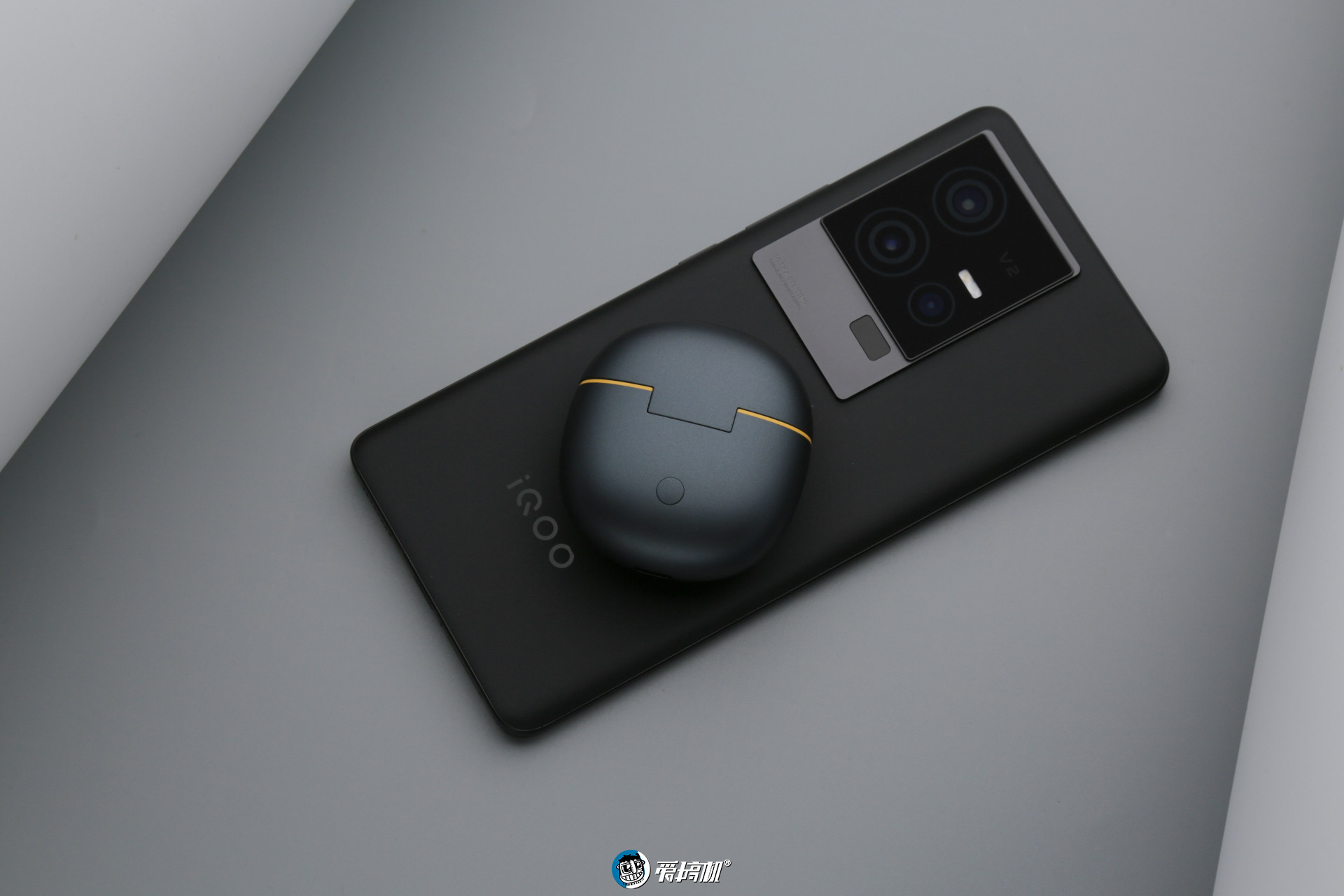 竟然还挺彳亍,iQOO TWS Air Pro半入耳降噪耳机体验