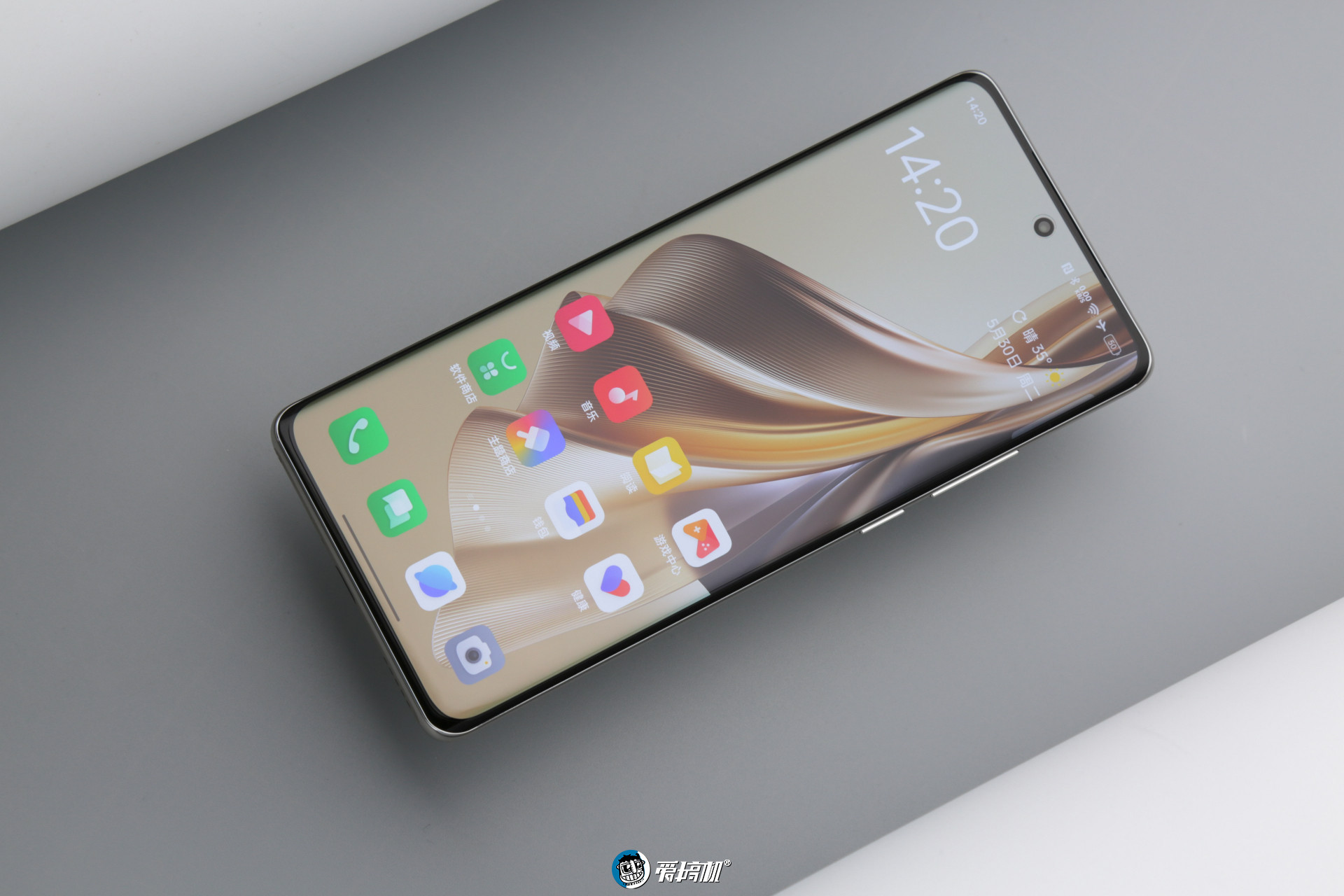 中端潜望长焦大佬,OPPO Reno10 Pro+评测