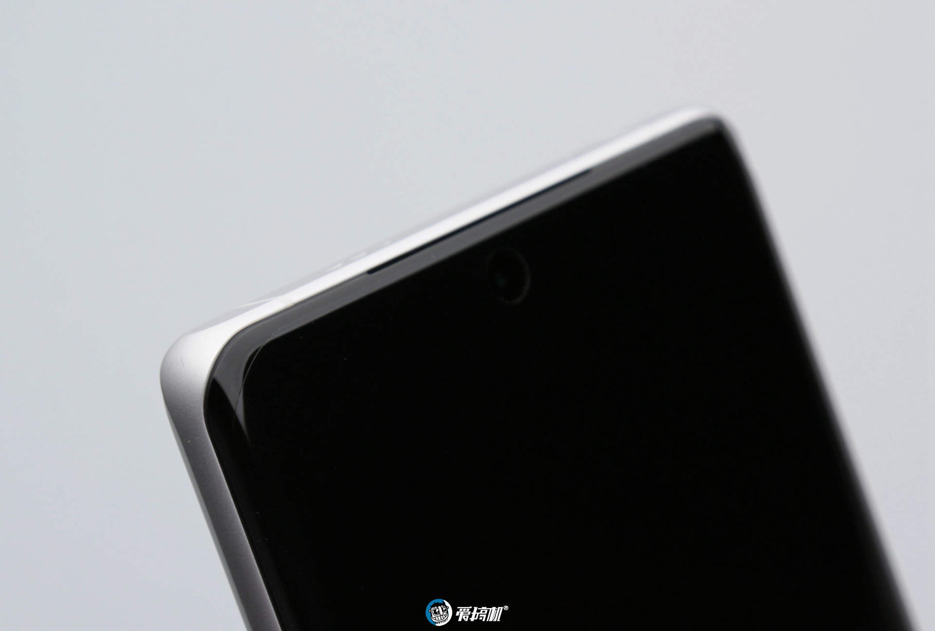 绿厂之光+人像怪兽,OPPO Find X6 Pro评测:可能我就是个渣男吧