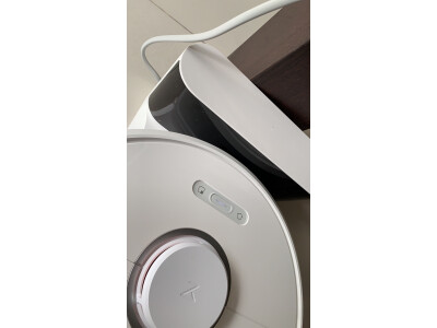 分析下美的扫地机器人v10和v12哪个好点？区别真的很大吗？ 观点 第5张