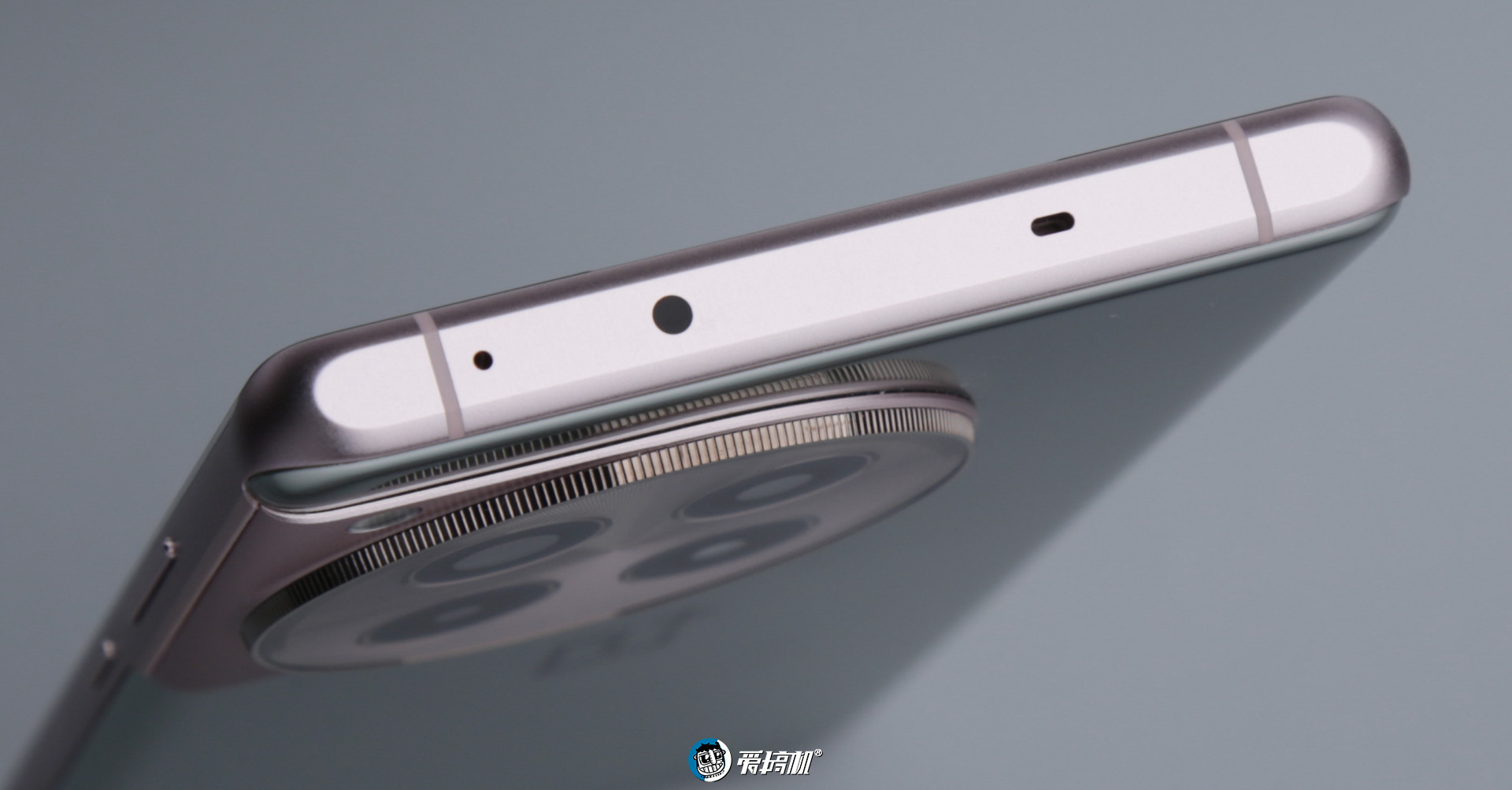 一加Ace 3评测:2599元起的骁龙8 Gen 2+高位指纹曲屏+5500mAh电池