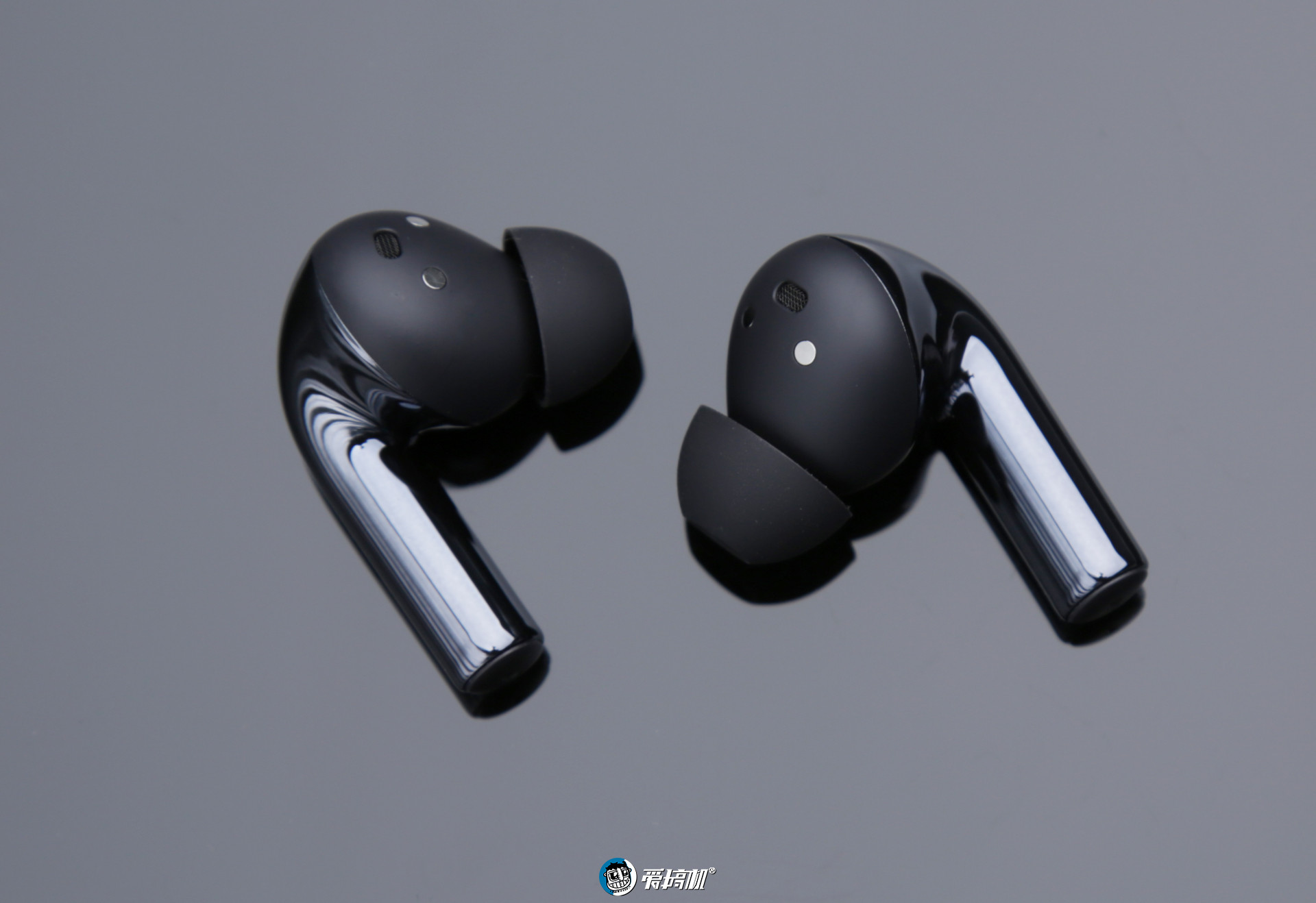 首发449元的双动圈,一加Buds 3无线耳机体验:49dB降噪+10小时单体续航