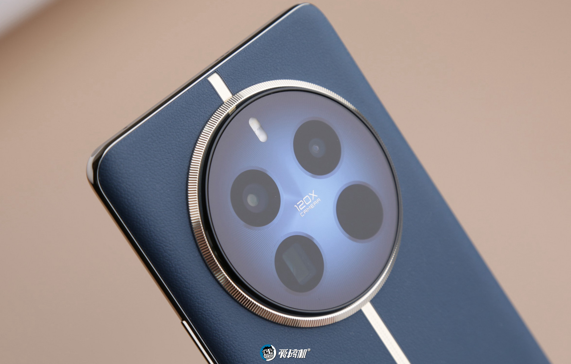 1599元起的“败家子”！真我12 Pro+评测：3倍潜望OV64B+IMX890+骁龙7s Gen 2