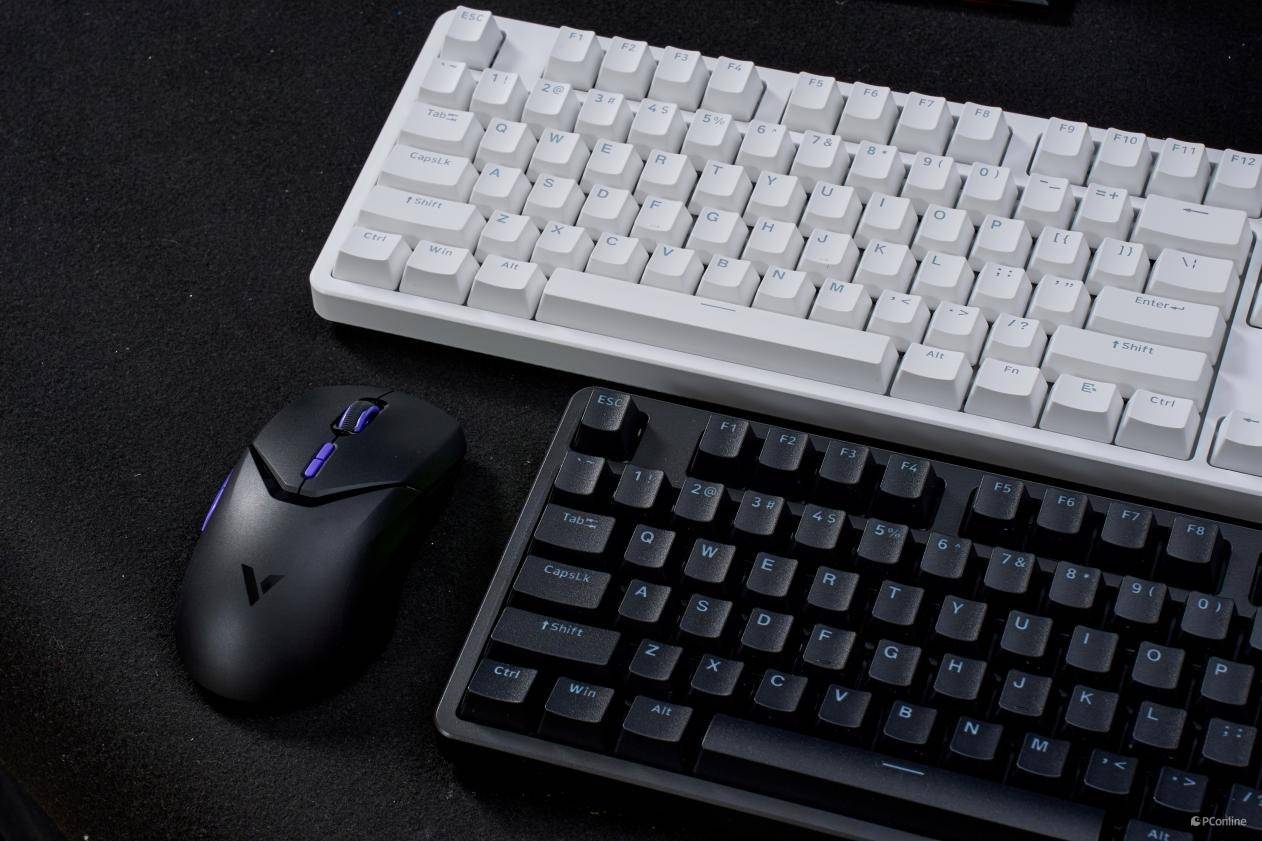 百元机械键盘销冠再出新磁吸上盖两种形态丨雷柏v500pro2024版机械