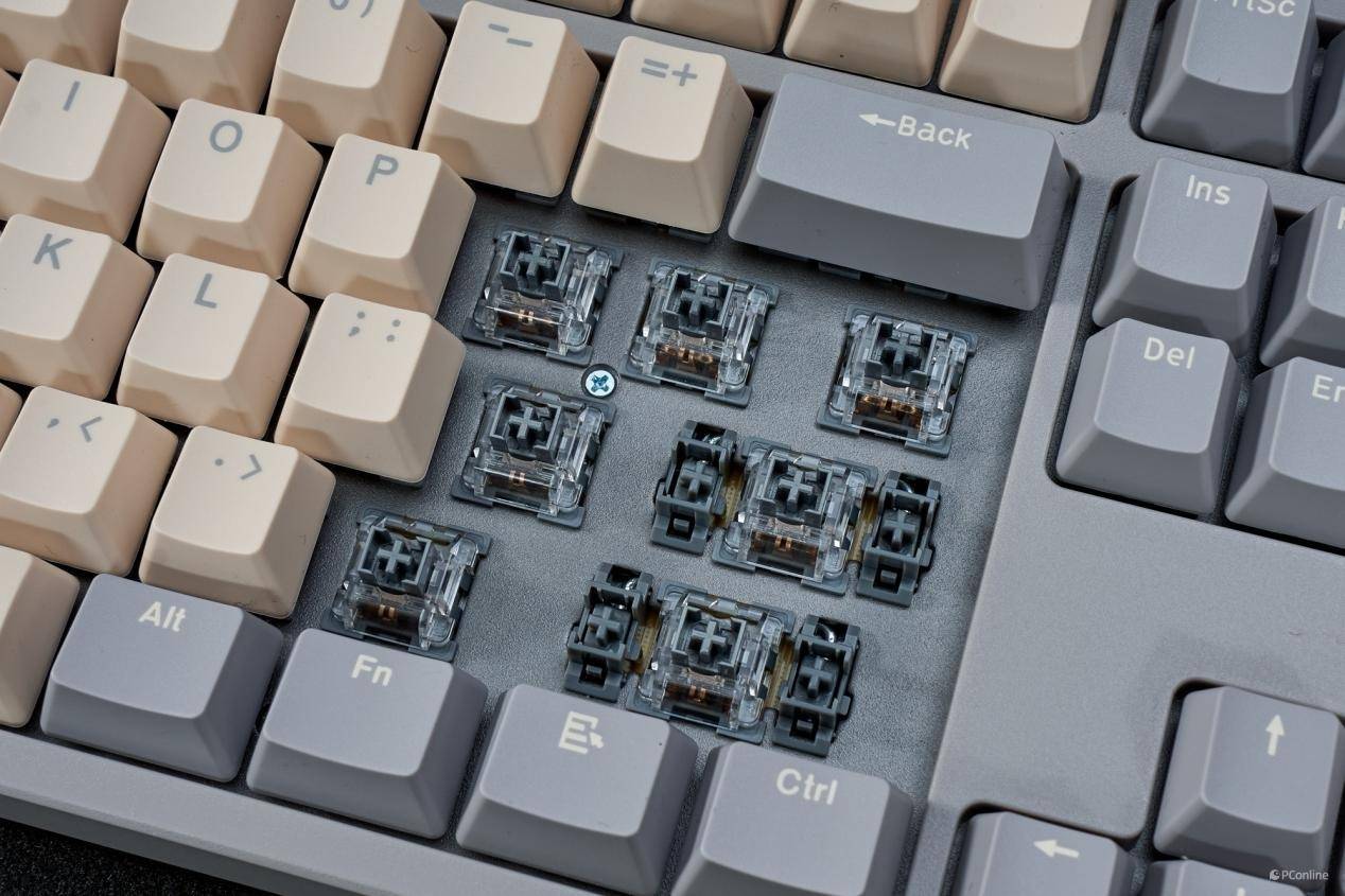 百元机械键盘销冠再出新磁吸上盖两种形态丨雷柏v500pro2024版机械