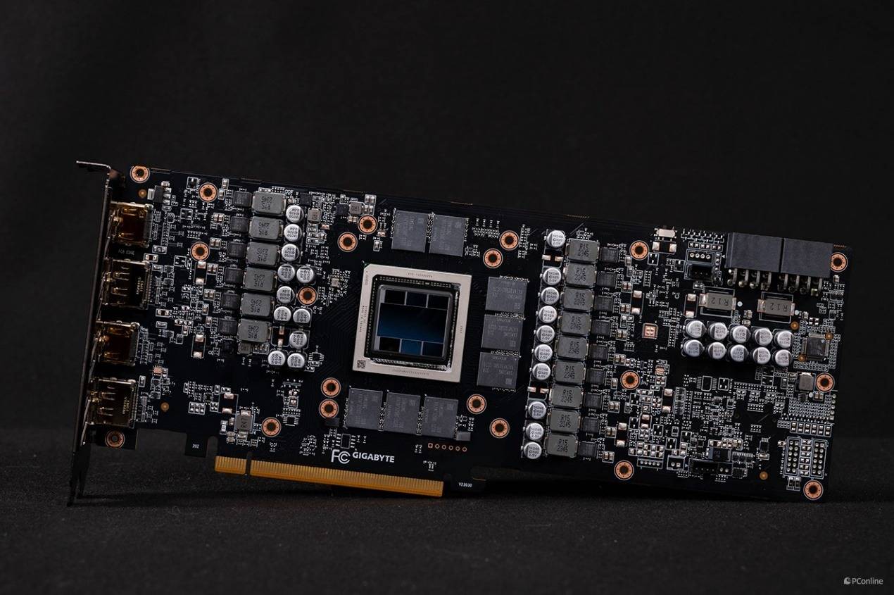 技嘉rx7900gre魔鹰16g评测不止是游戏神卡更是ai创作利器