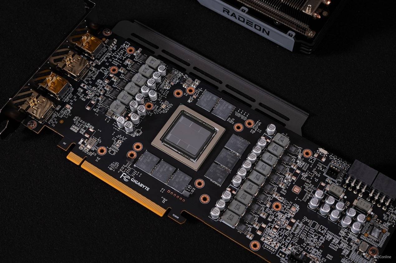 技嘉rx7900gre魔鹰16g评测不止是游戏神卡更是ai创作利器