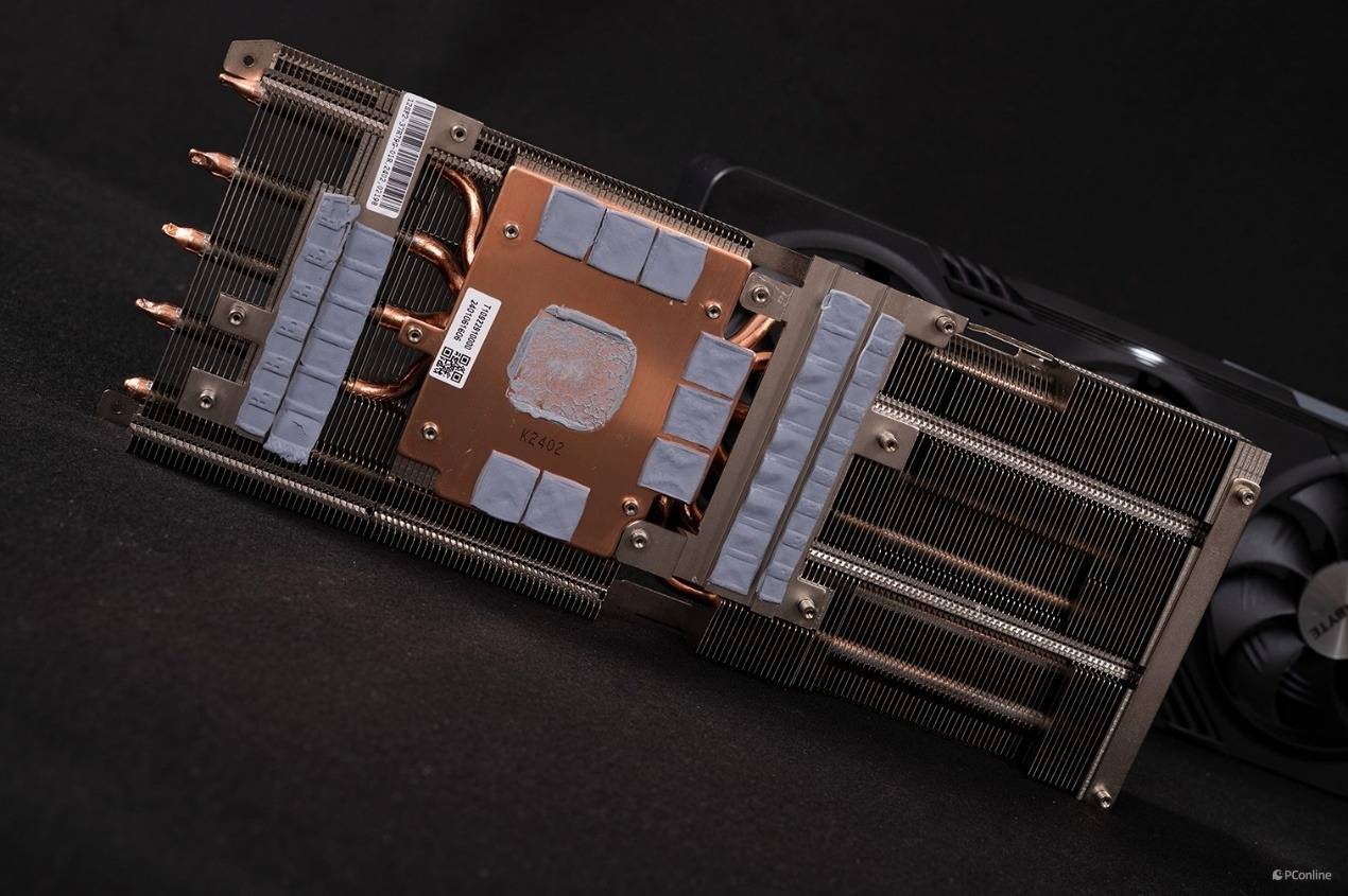 技嘉rx7900gre魔鹰16g评测不止是游戏神卡更是ai创作利器