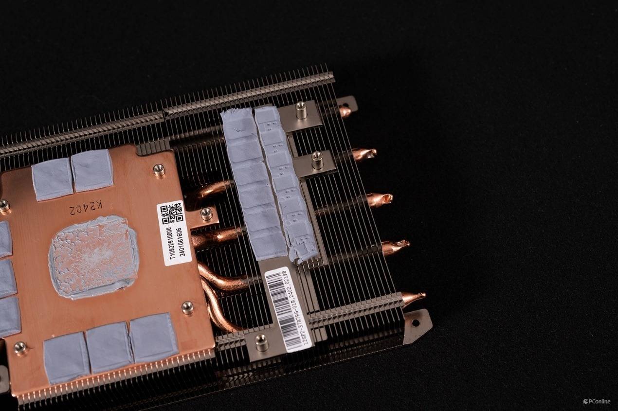 >技嘉rx7900gre魔鹰16g评测:不止是游戏神卡,更是ai创作利器>1270_845