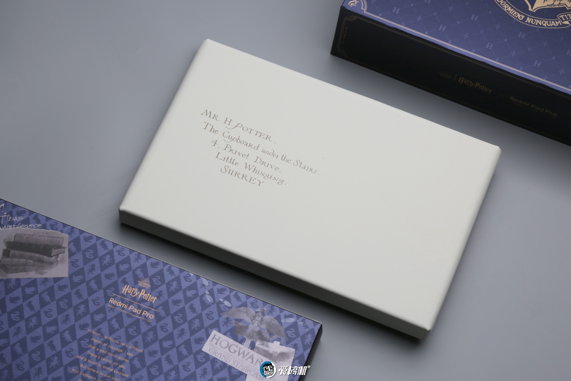 电 子 手 办,Redmi Pad Pro哈利·波特版体验评测:12.1英寸LCD+骁龙7s Gen 2的联名款