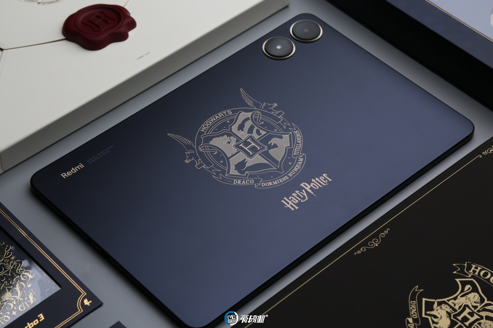 电 子 手 办,Redmi Pad Pro哈利·波特版体验评测:12.1英寸LCD+骁龙7s Gen 2的联名款