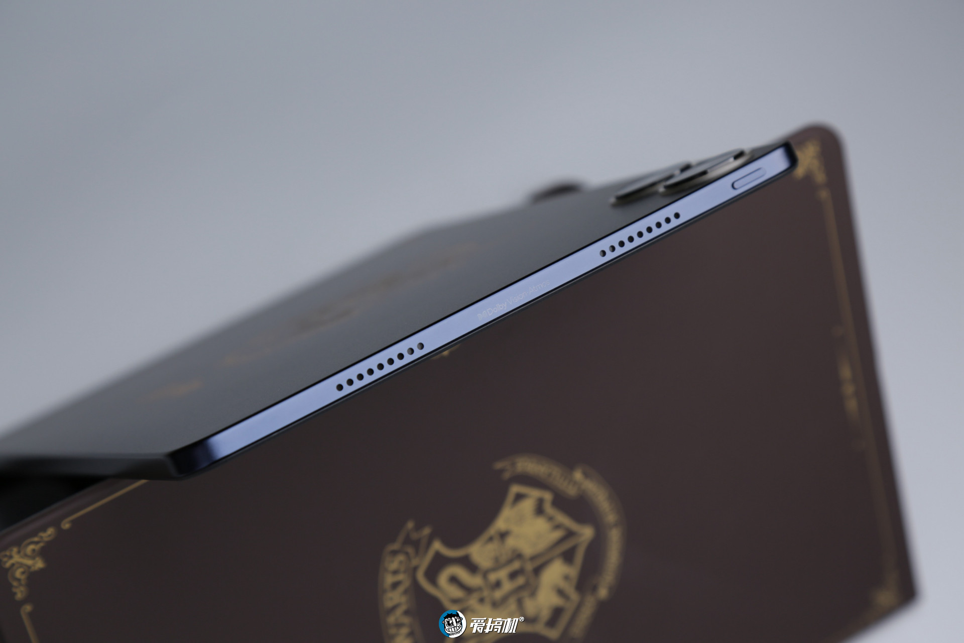 电 子 手 办,Redmi Pad Pro哈利·波特版体验评测:12.1英寸LCD+骁龙7s Gen 2的联名款