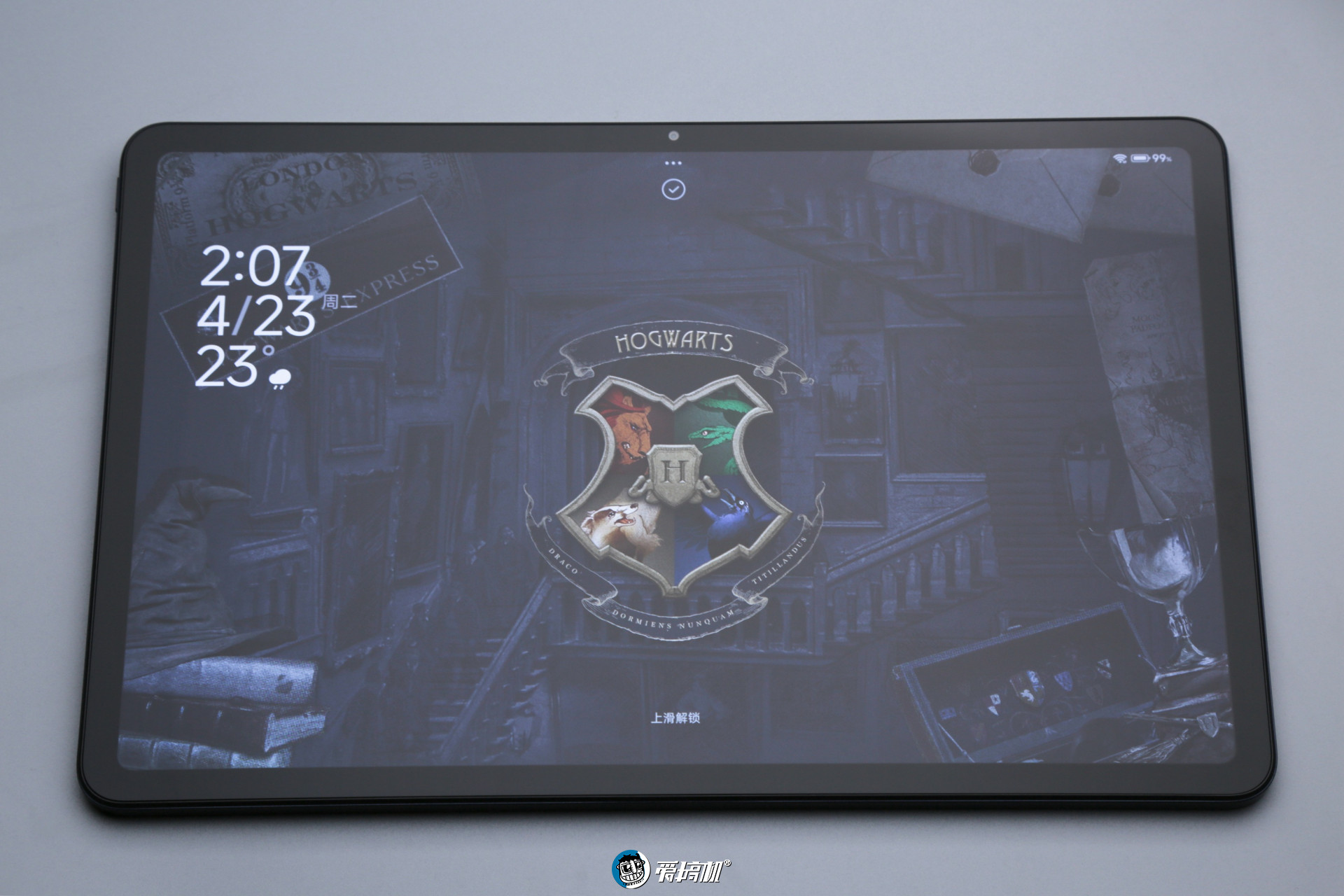 电 子 手 办,Redmi Pad Pro哈利·波特版体验评测:12.1英寸LCD+骁龙7s Gen 2的联名款