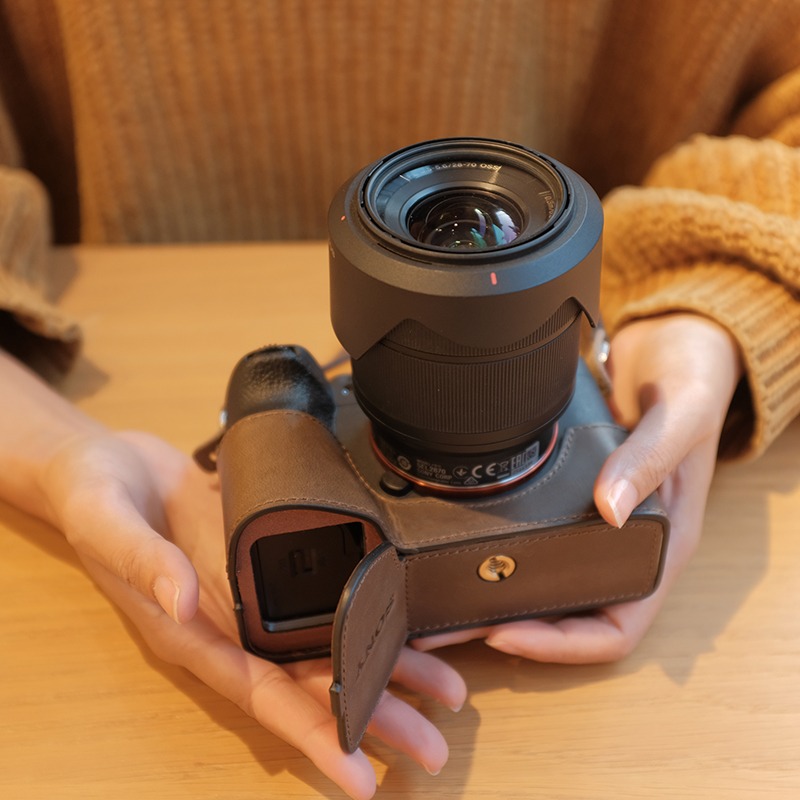 JX索尼a7m4保护套a7r5相机包a7s3配件A1微单皮套真皮相机套壳手柄