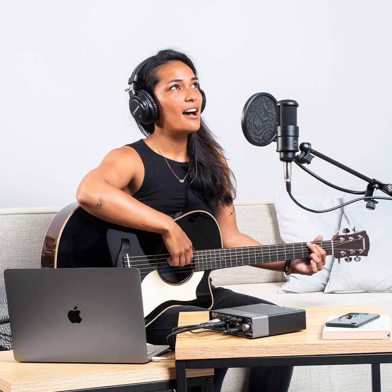 雅马哈UR22C声卡专业配录音混音吉他乐器编曲有声书专用外置设备