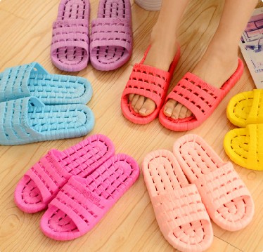 浴室拖鞋女夏天洞洞鞋漏水防滑软底有洞洗澡镂空居家男士漏洞托鞋