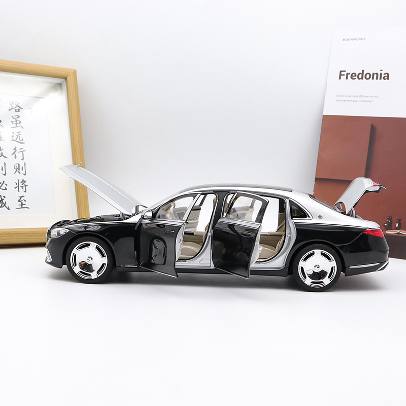 收藏摆件 2021款奔驰迈巴赫S680 NOREV 1:18 S级仿真合金汽车模型