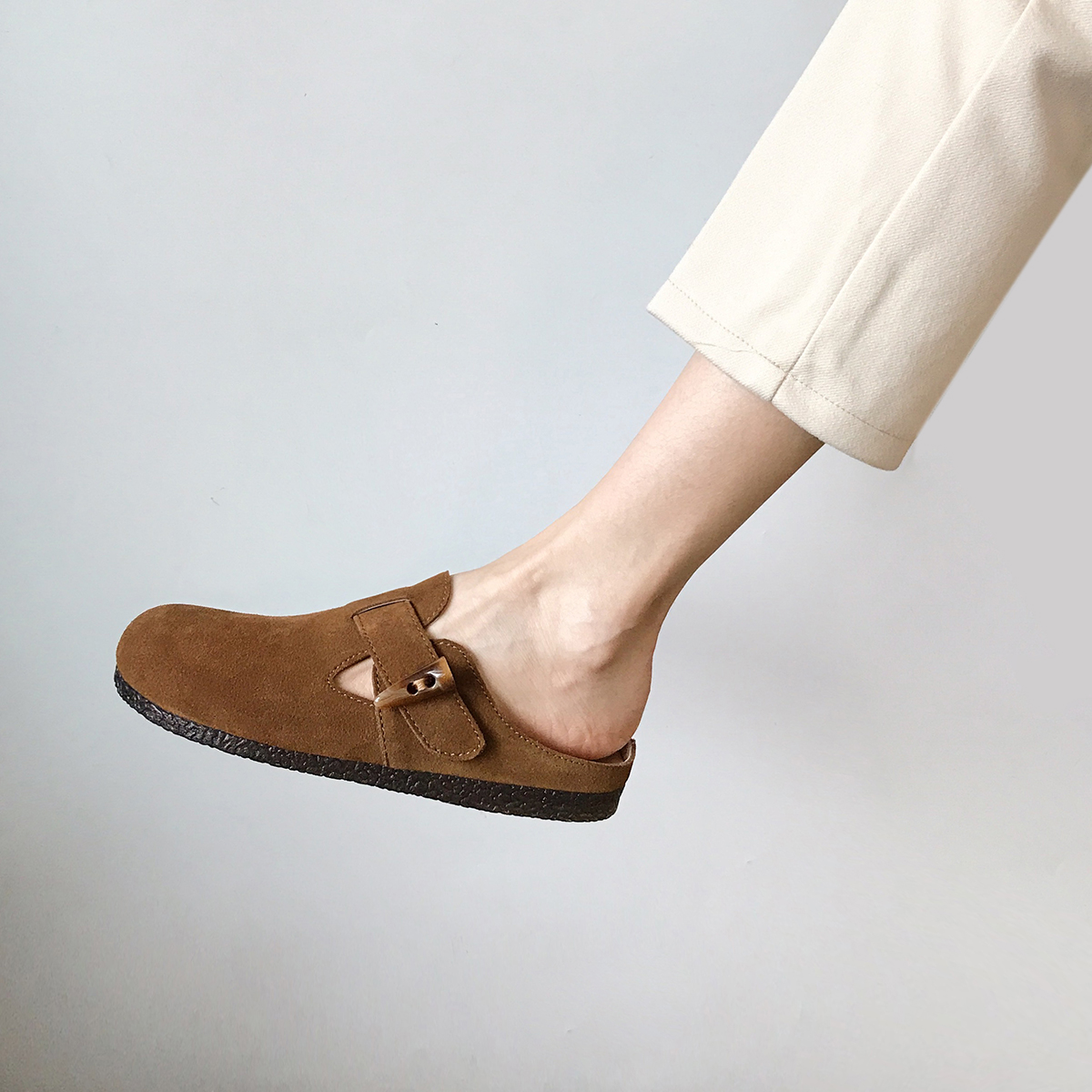 JOY 实力出圈!真皮牛角扣勃肯鞋包头半拖鞋女平底鞋外穿厚底新款