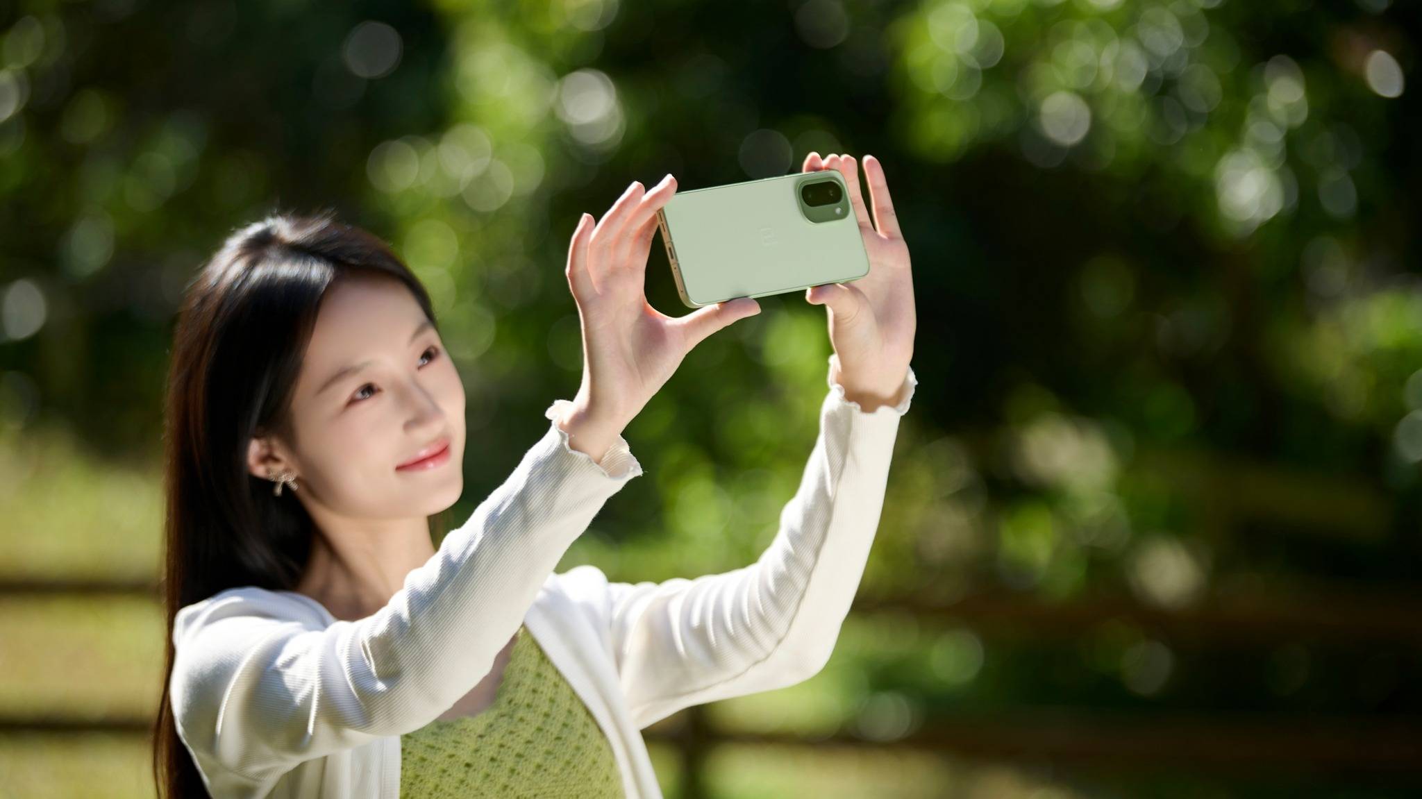 2399元起入手旗舰！一加 Ace 6T全渠道开售，电竞优化全新加持