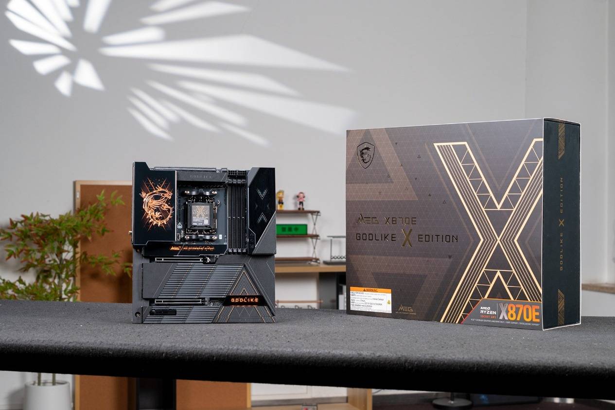 十年超神，巅峰再临：微星 MEG X870E GODLIKE X EDITION超神主板首发评测