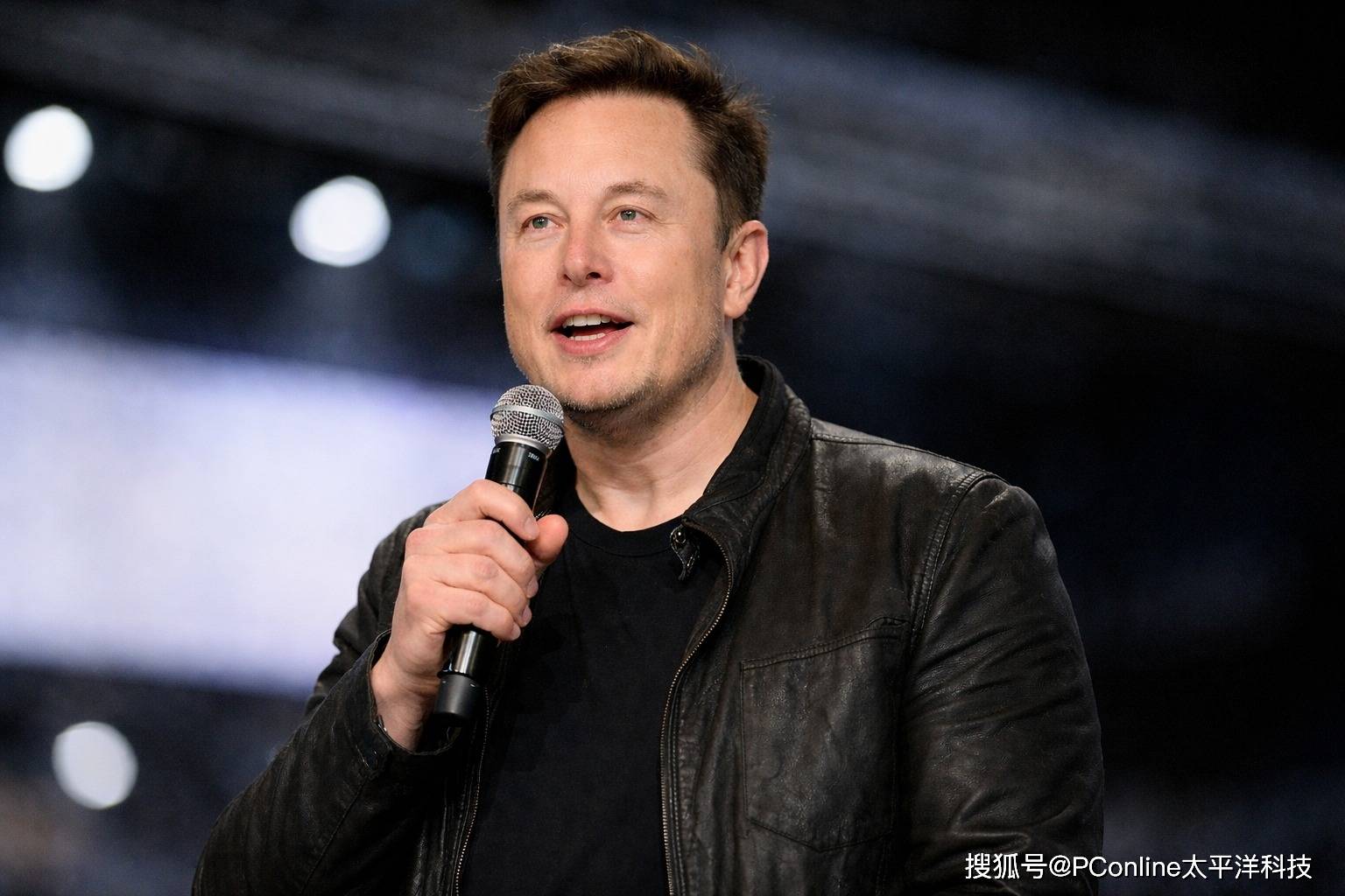 马斯克放话：xAI三年内击败竞争对手 明年实现通用人工智能