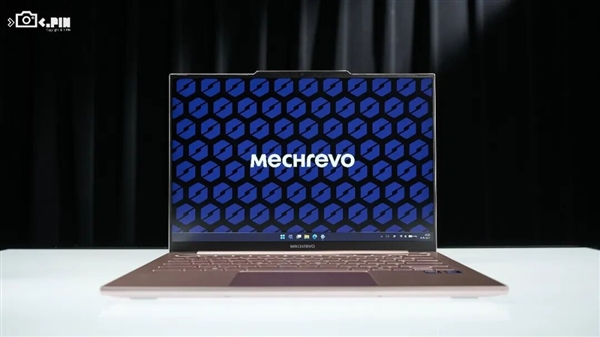 MacBook Neo卖爆后 Windows笔记本终于坐不住了!