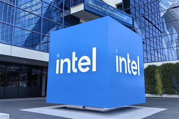 英特尔ATX12VO V3电源标准泄露:待机效率提升29% 主供电扩至12针