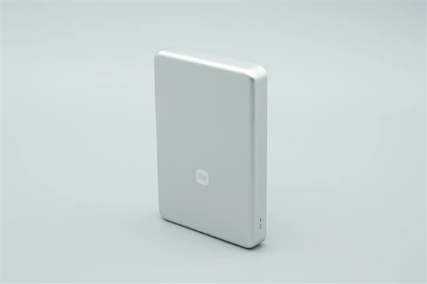 拆解报告：小米金沙江10000mAh 45W超薄磁吸移动电源