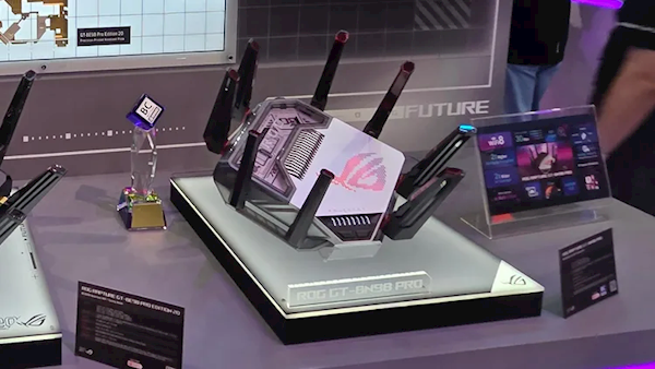 华硕发布首Wi-Fi 8路由器！史上最强八爪鱼来了 性能提升2倍
