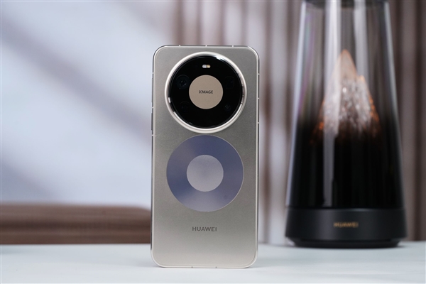 硬刚苹果！华为Mate 90系列、新三折叠9月齐发：首发麒麟9050 Pro