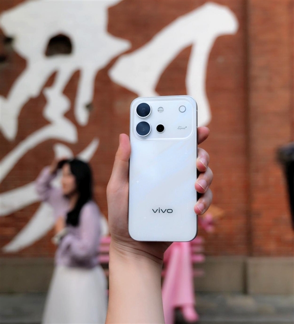 转动如星海闪烁!vivo S60星星海图赏