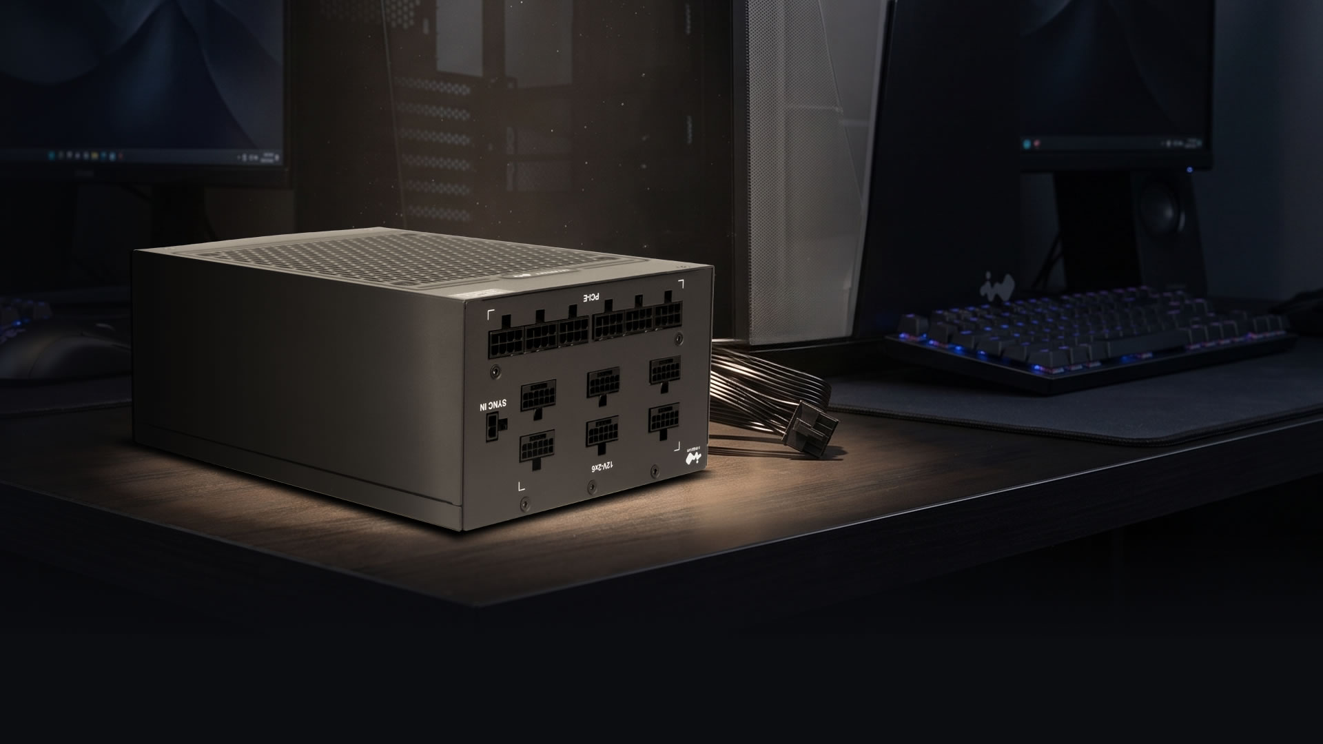 迎广展出显卡电源 G3000W-FM：提供 6 组 12V-2×6 和 6 组 PCIe 8Pin