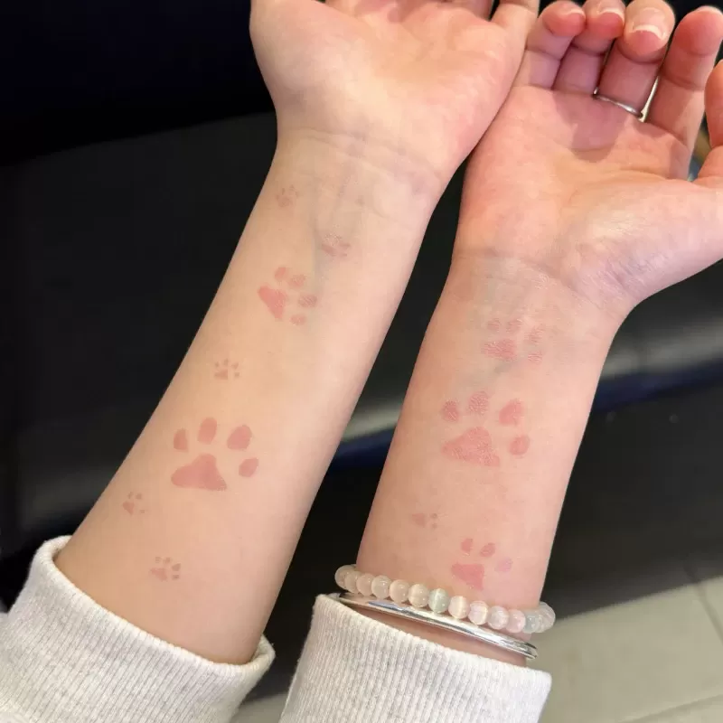 趣味温变猫爪变色贴纸卡通萌趣手臂手腕可水洗送闺蜜情侣贴纸礼物