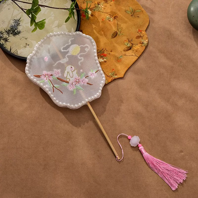 儿童汉服扇子团扇女童走秀拍摄长柄扇舞蹈绣花古风宫扇六一活动扇