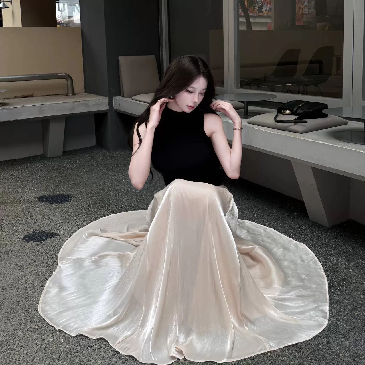 【所有女生的衣橱直播间】【争气主推】AWMUMU缎面裙/半袖/背心