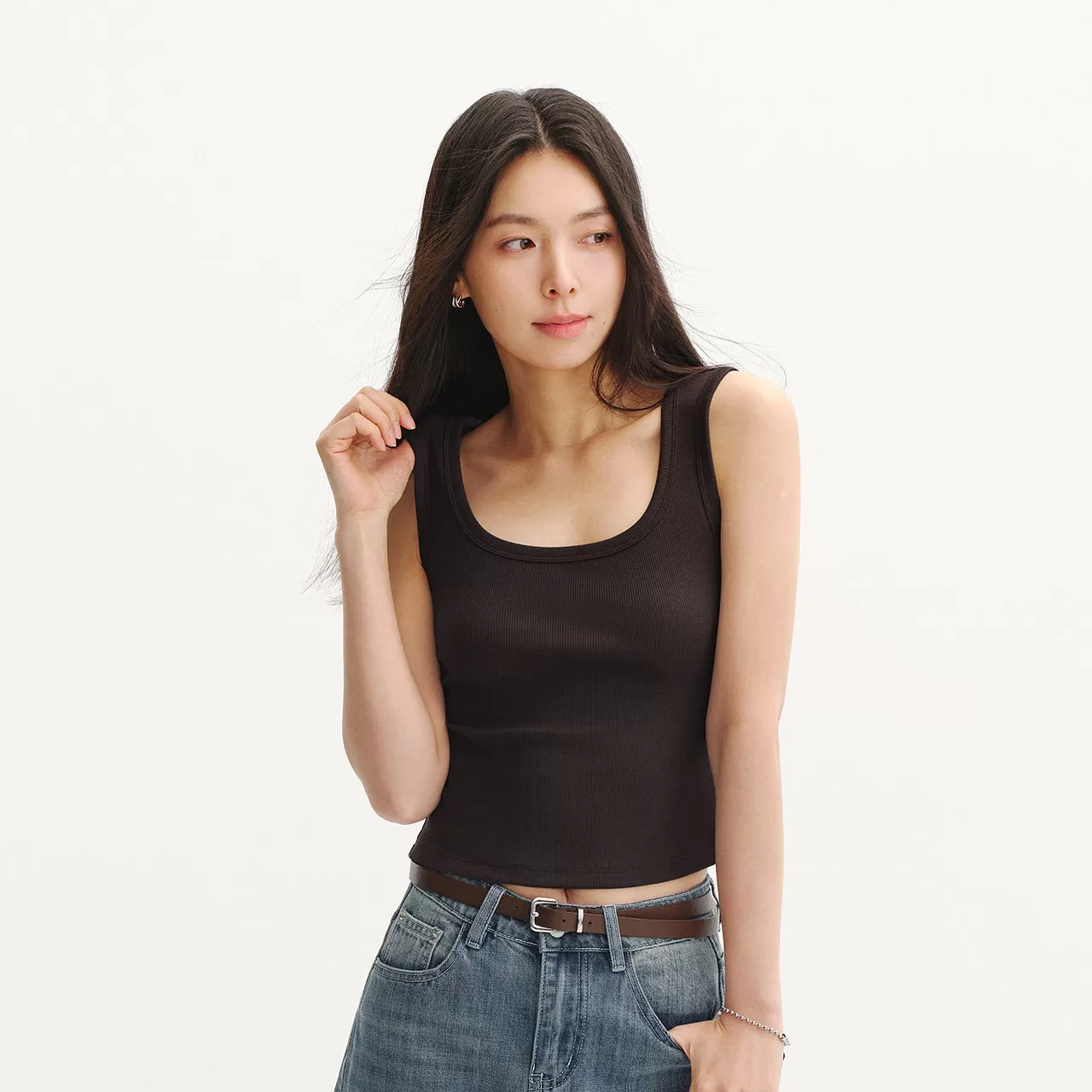 森马背心女夏季短款U领纯色凉感紧身内搭2026新款简约风百搭上衣