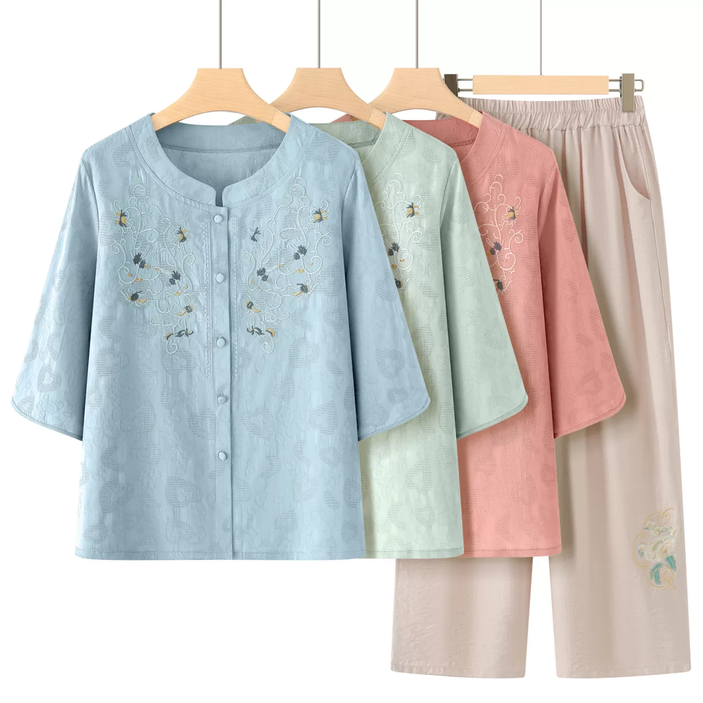 老年人新中式国风短袖女奶奶棉麻套装夏季宽松妈妈衬衣老太太衣服
