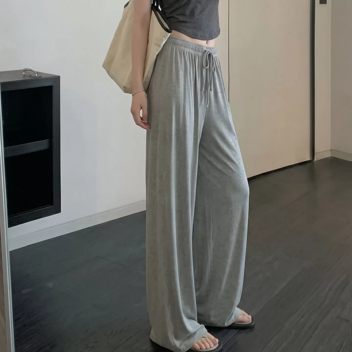 薄款灰色冰丝莫代尔休闲遛弯裤小个子夏季垂感高腰宽松阔腿裤女