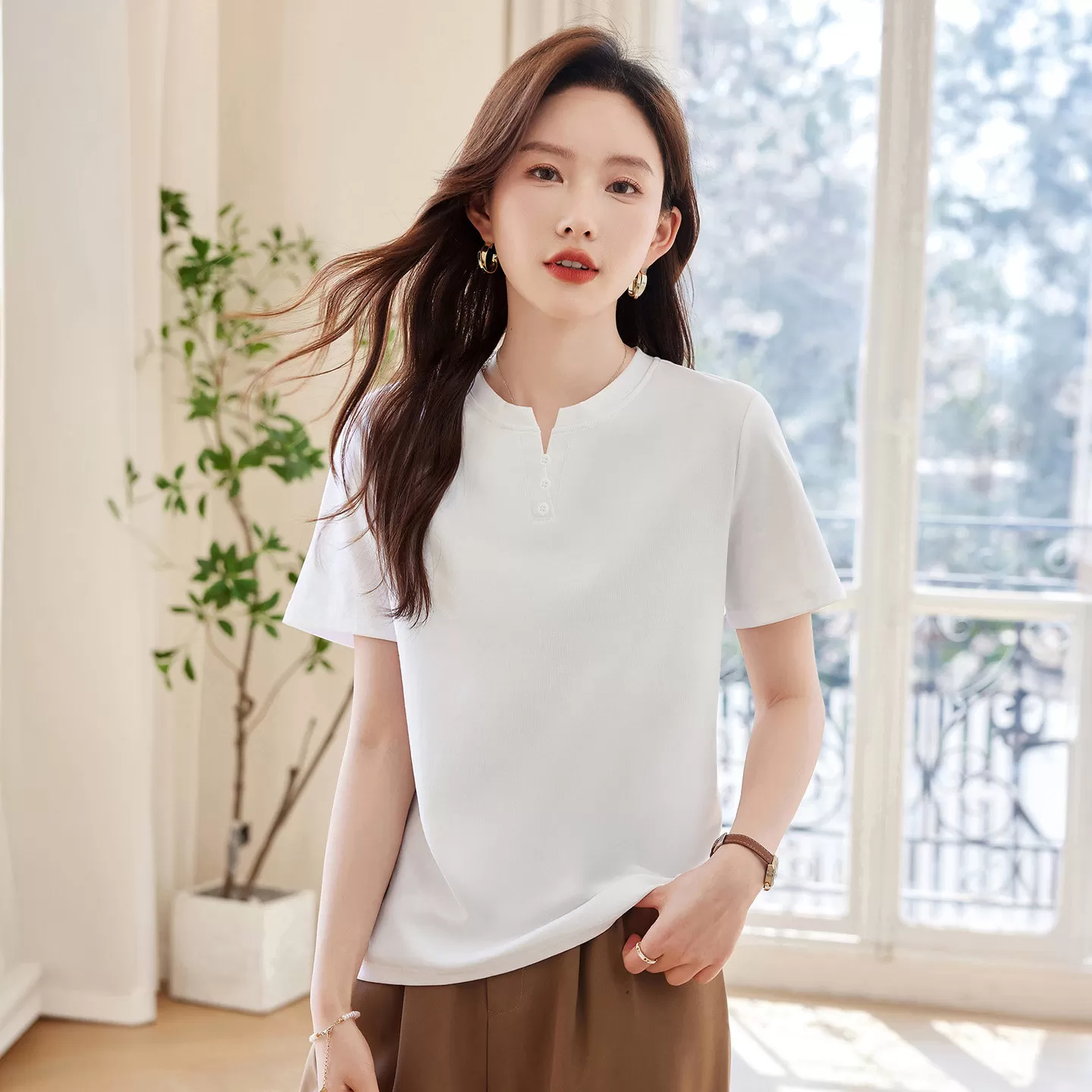 正肩v领短袖t恤女2026新款夏爆款漂亮女装粉色减龄上衣服半袖体恤
