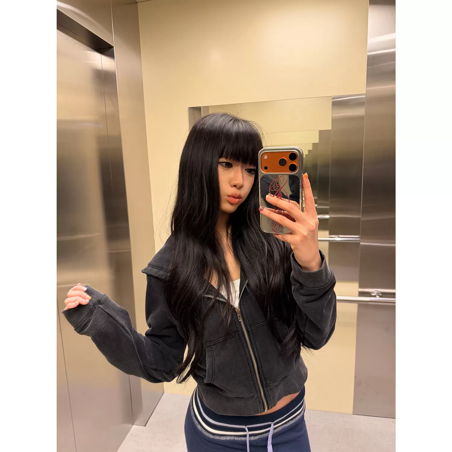 FFR 美式复古做旧水洗袋鼠兜连帽短卫衣女早秋新款百搭开衫外套