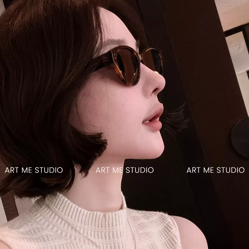 ARTME瓜瓜天鹅颈莱赛尔山羊绒细织高密坑条修身三色上衣w26079