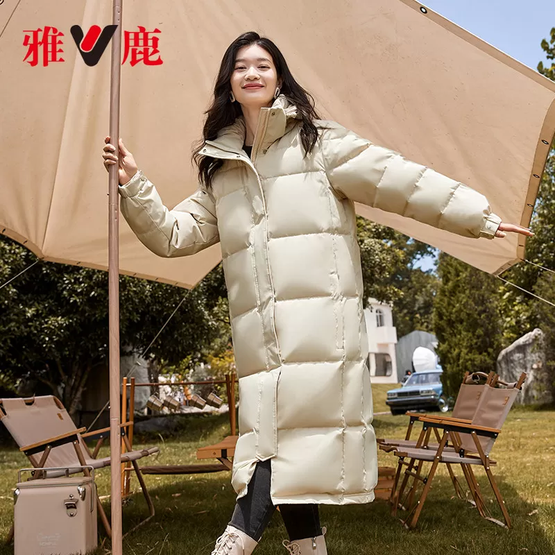 雅鹿中戏黑色长款羽绒服女冬季2026新款超长过膝男女爆款加厚外套