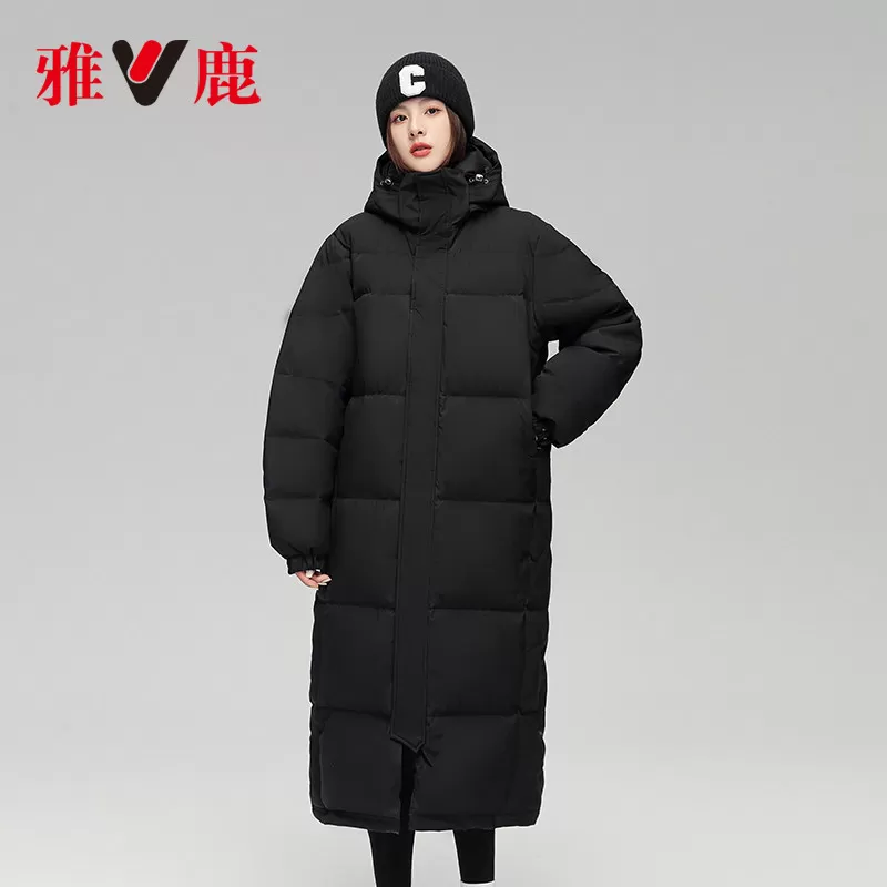雅鹿中戏黑色长款羽绒服女冬季2026新款超长过膝男女爆款加厚外套
