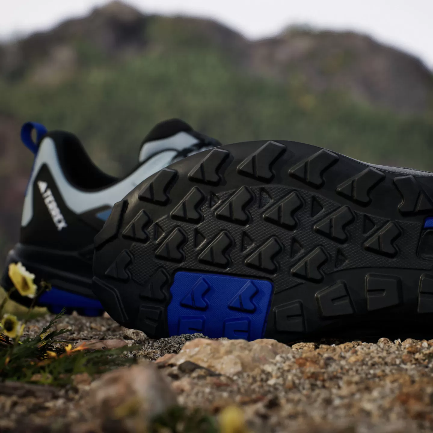 ANYLANDER R.RDY防水防滑户外徒步运动鞋男adidas阿迪达斯山川里